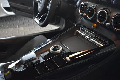 Car image 31