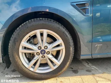 Car image 30