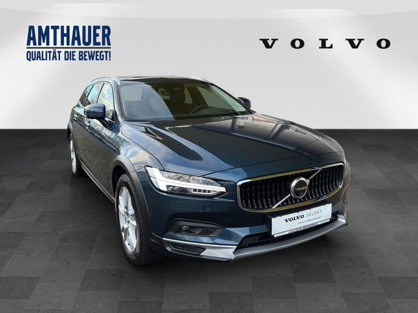 Volvo V90 Cross Country AWD B4 145 kW image number 2