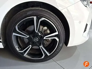 Car image 27