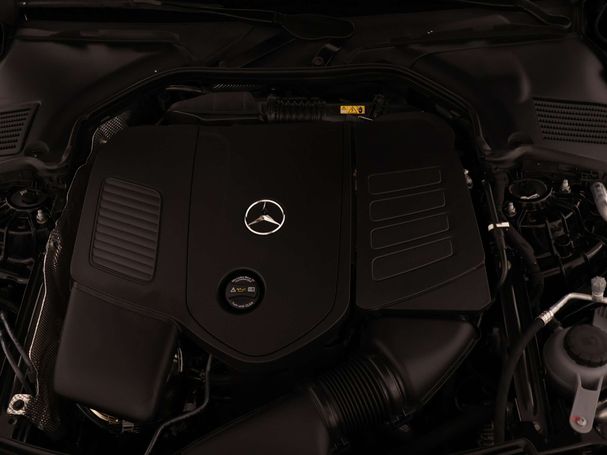 Mercedes-Benz C 300 e AMG Line 230 kW image number 38