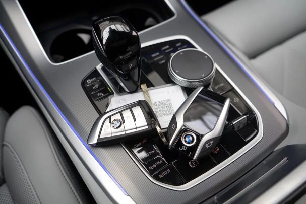 BMW X5 xDrive 210 kW image number 7