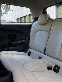 Car image 41