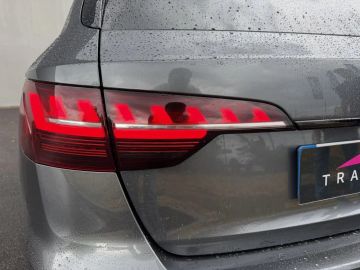 Car image 46