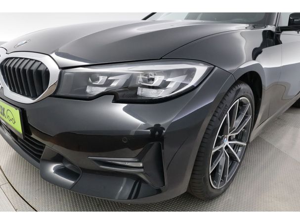 BMW 330d Touring xDrive 195 kW image number 7