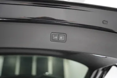 Car image 36
