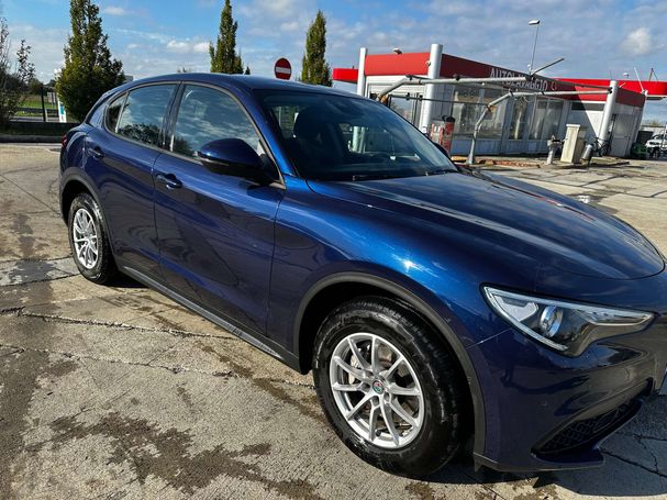 Alfa Romeo Stelvio 2.2 Q4 140 kW image number 1