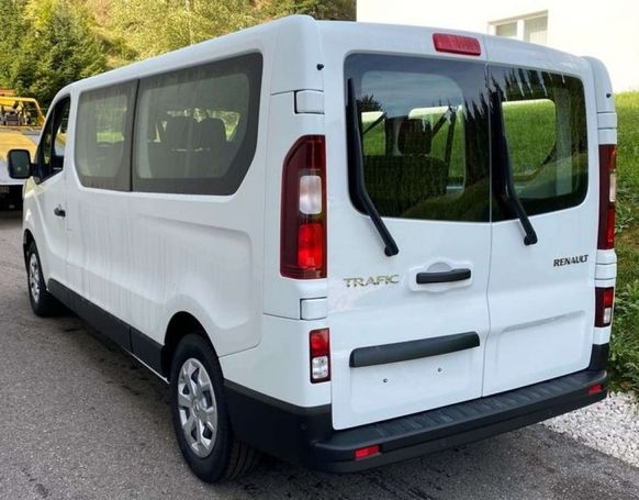 Renault Trafic Blue dCi 150 110 kW image number 10