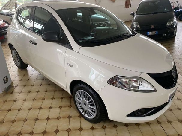 Lancia Ypsilon 51 kW image number 2