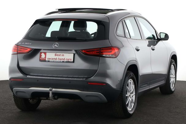 Mercedes-Benz GLA 180 86 kW image number 3