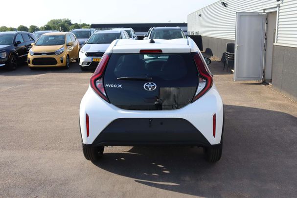 Toyota Aygo X 1.0 VVT-i 53 kW image number 12