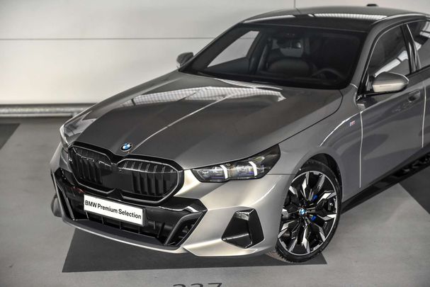 BMW 520i 140 kW image number 21