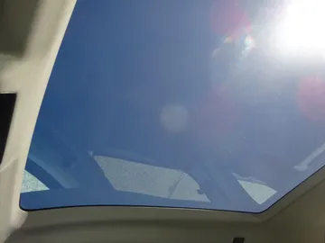 Car image 34