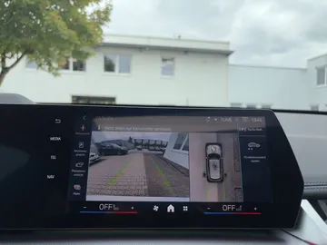 Car image 29