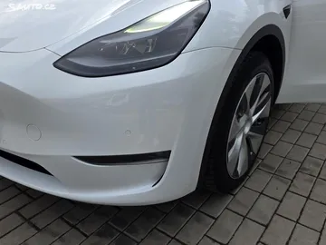 Car image 33