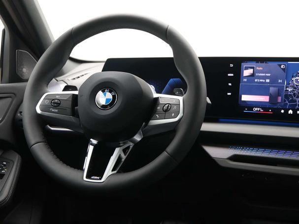 BMW 120i M Sport 125 kW image number 2