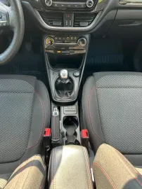 Car image 30