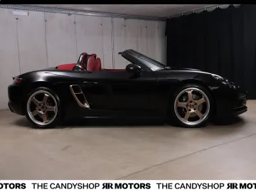 Car image 5