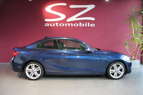 BMW 220d Coupe Advantage 140 kW image number 4