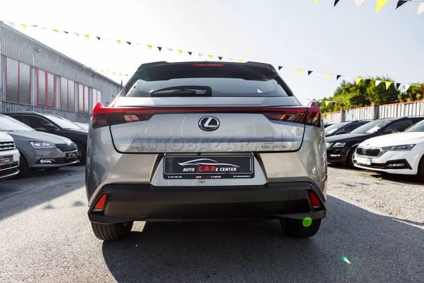 Lexus UX 250h 135 kW image number 21