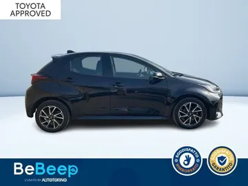 Car image 3