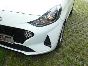 Car image 33