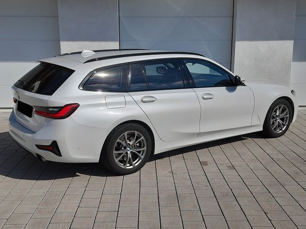 BMW 330d Touring M Sport 195 kW image number 4