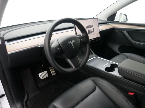 Tesla Model Y Performance AWD 393 kW image number 15