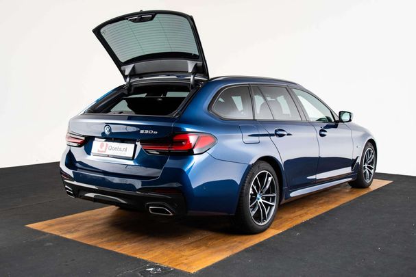 BMW 530 Touring 215 kW image number 39