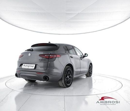 Alfa Romeo Stelvio 2.2 Q4 154 kW image number 4