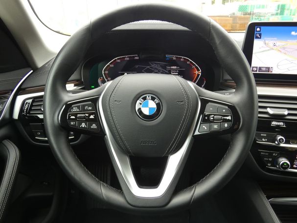 BMW 520d 140 kW image number 22