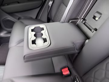 Car image 44