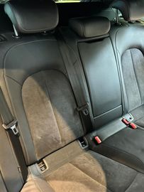 Car image 36