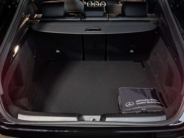 Mercedes-Benz CLA 180 Shooting Brake 100 kW image number 16