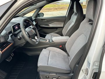 Car image 37