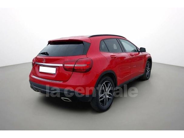 Mercedes-Benz GLA 200 d 7G-DCT 100 kW image number 3