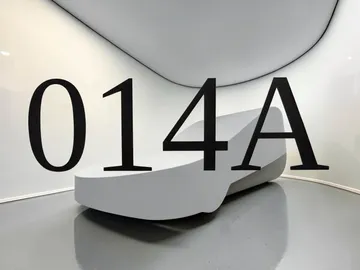 Car image 32