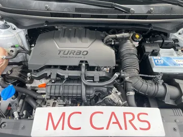 Car image 22