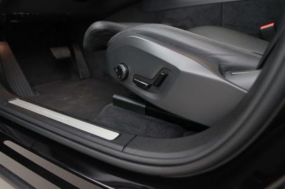 Car image 45