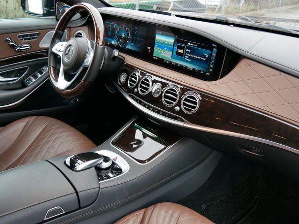 Mercedes-Benz S 560 L 4Matic Maybach 345 kW image number 12