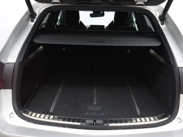 Car image 36