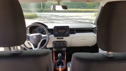 Car image 7