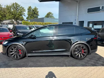 Car image 28
