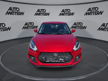 Car image 4
