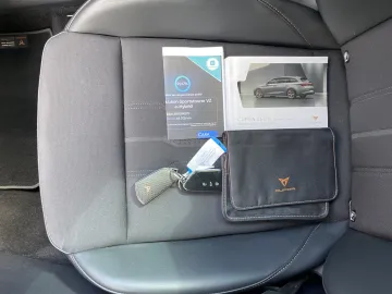 Car image 41