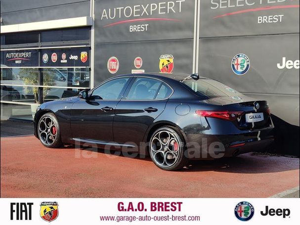 Alfa Romeo Giulia 2.2 AT8 140 kW image number 15