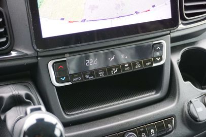 Car image 39