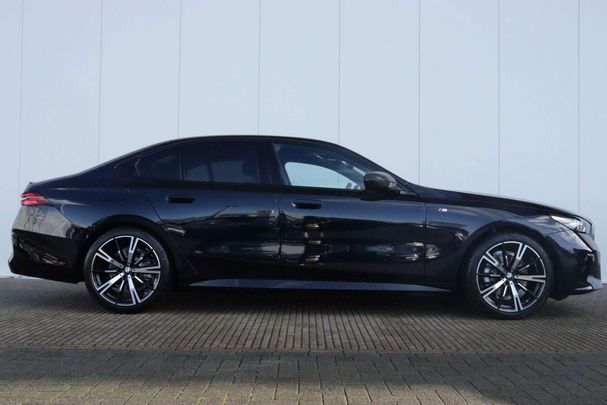 BMW 520i 140 kW image number 3