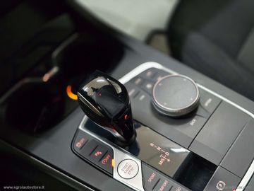 Car image 41