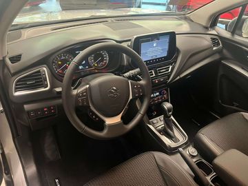 Car image 14